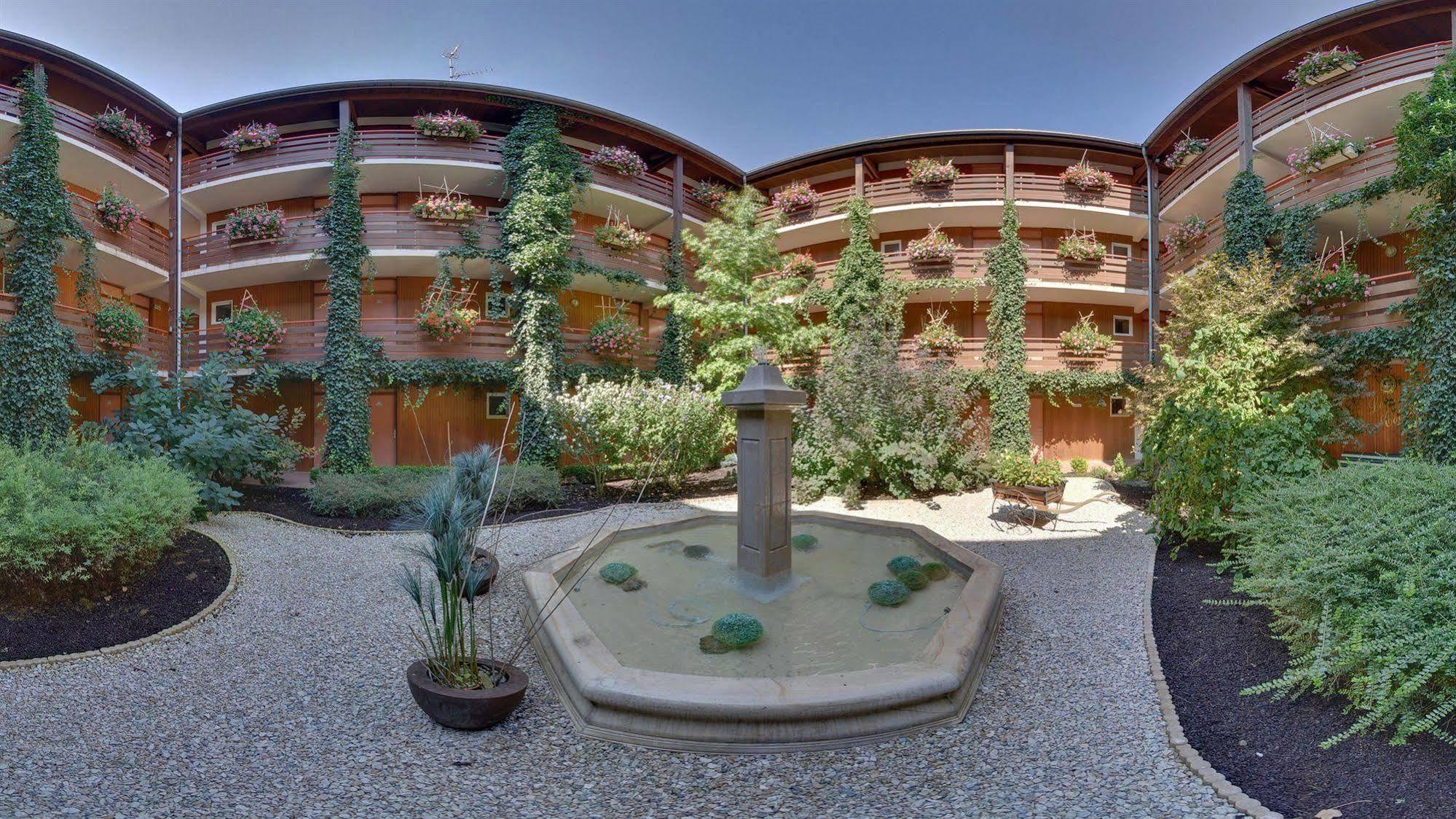 Residence Des Sources Amneville Bagian luar foto